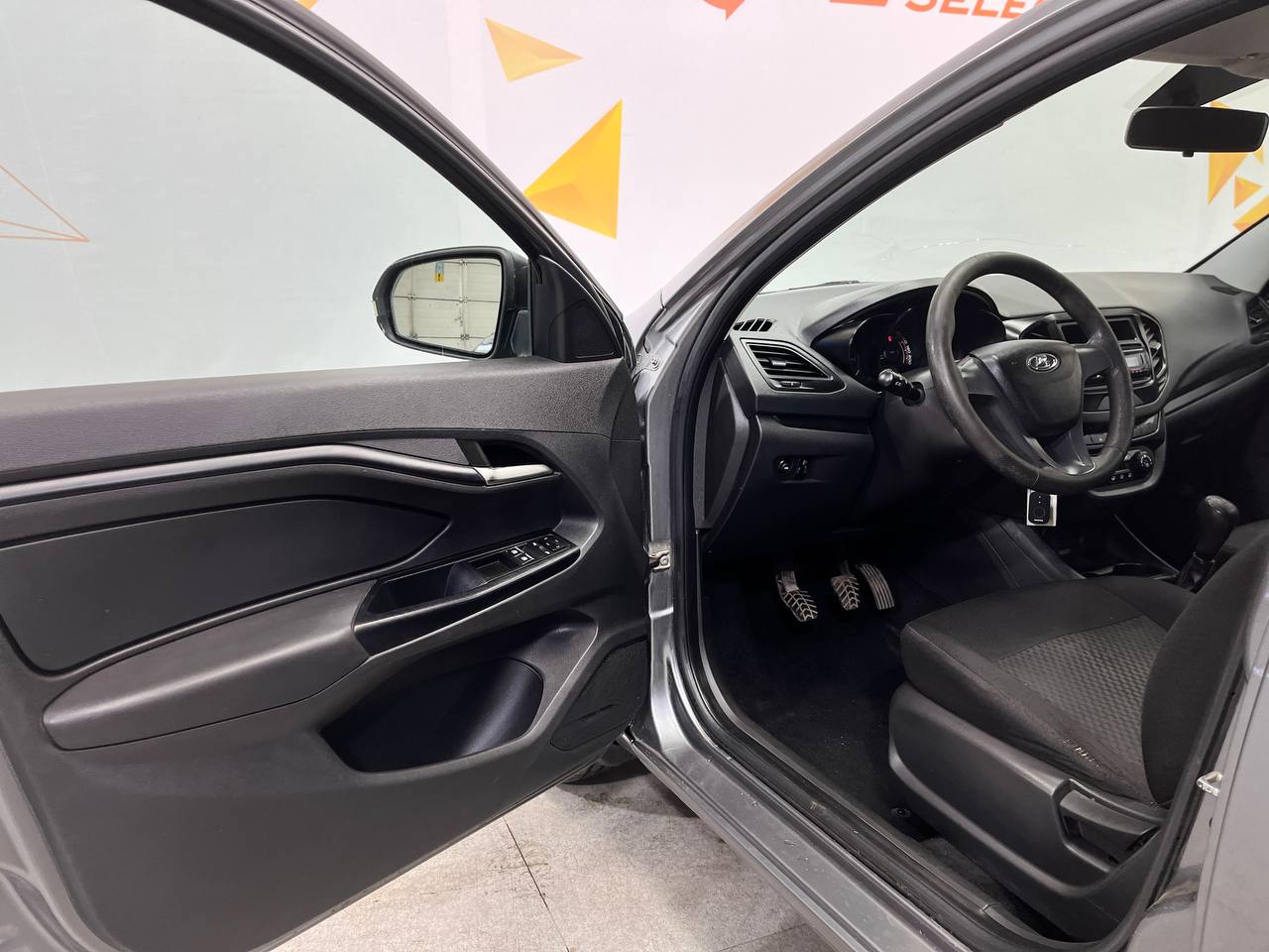 LADA VESTA