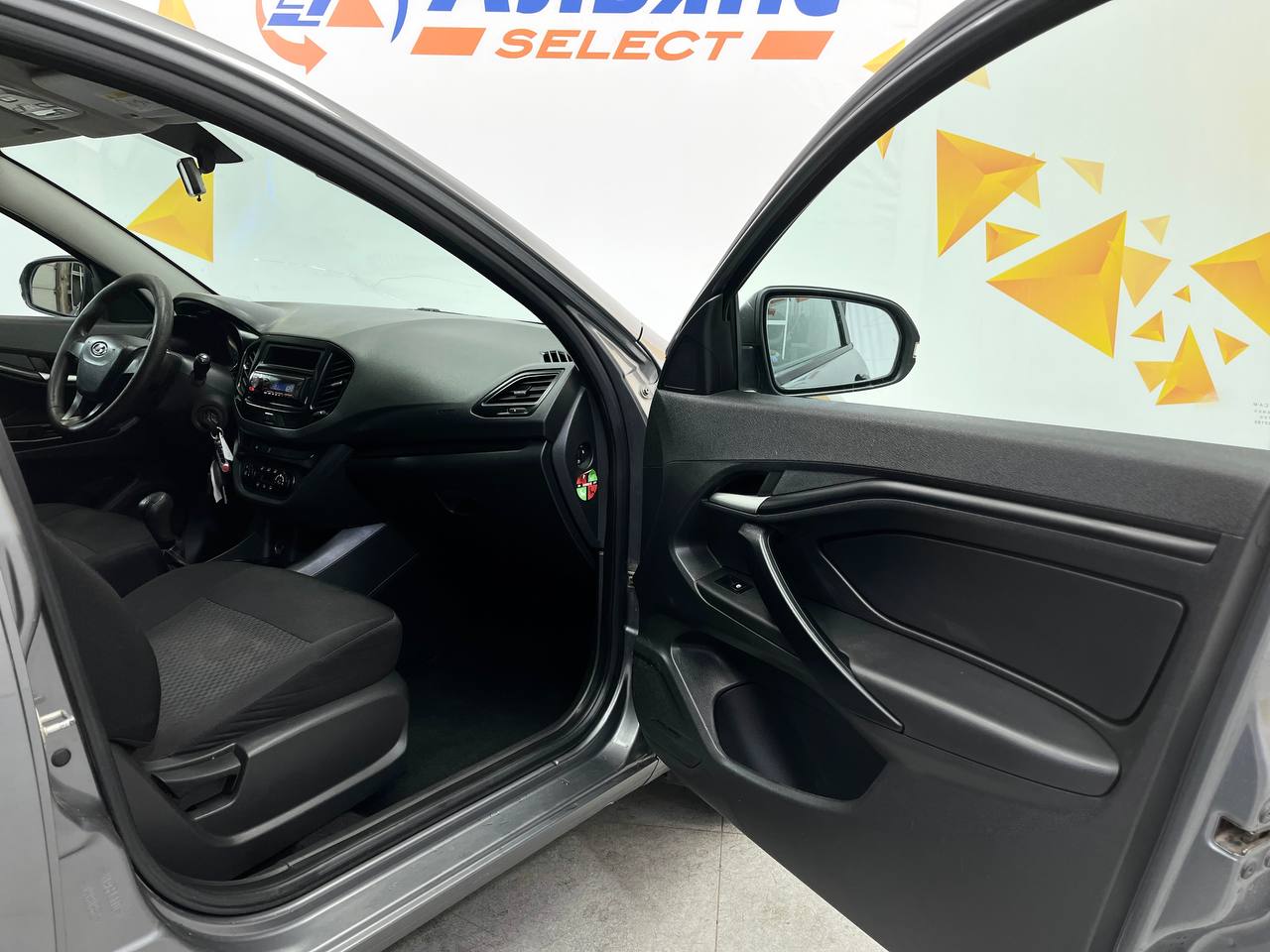 LADA VESTA