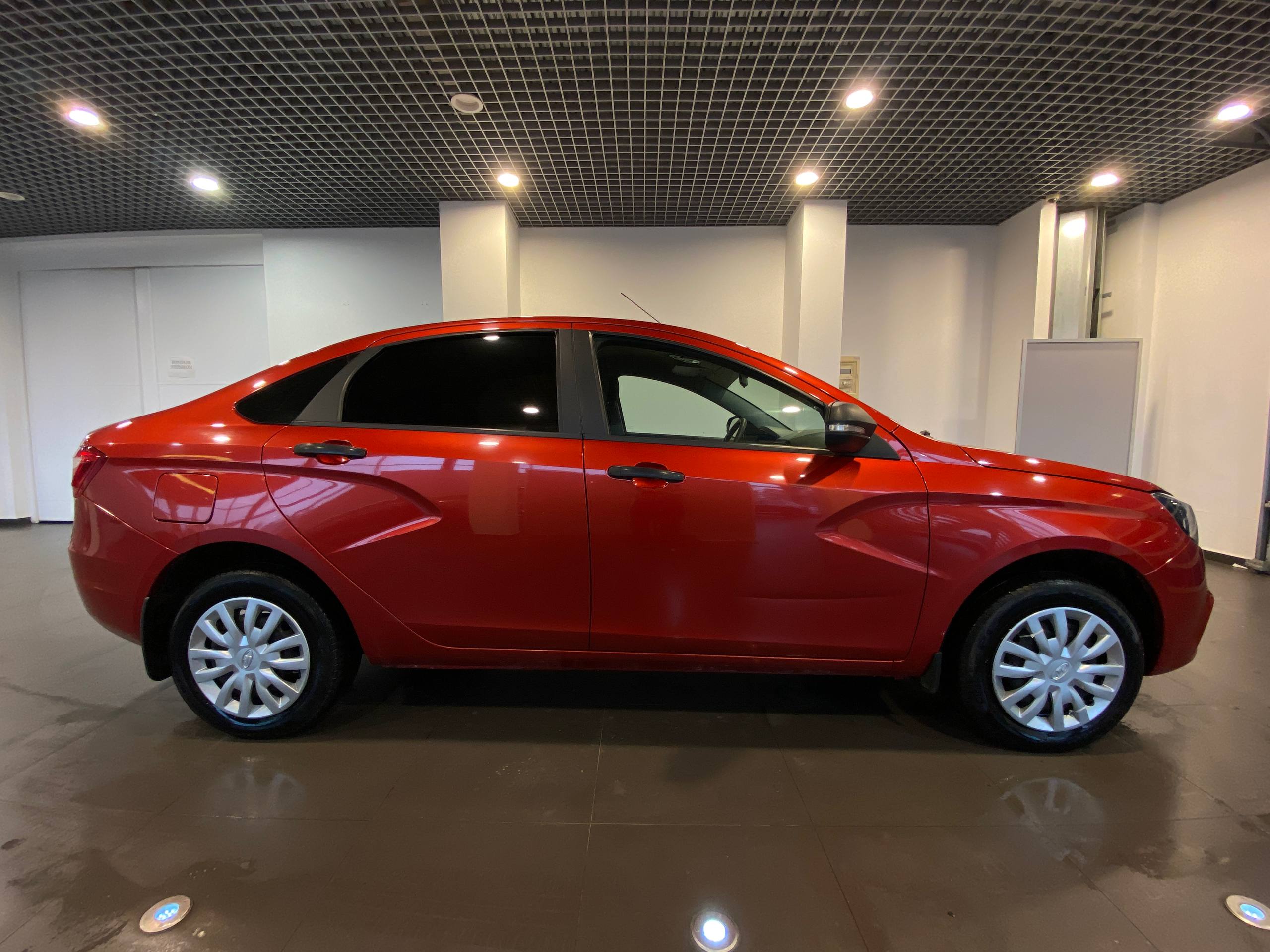 LADA VESTA
