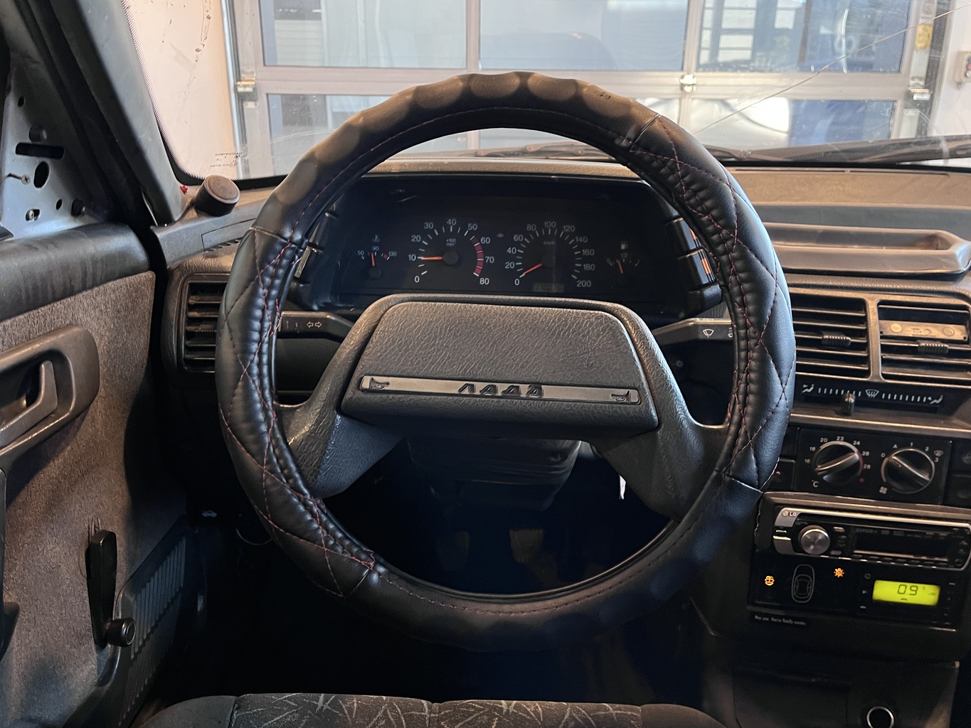 LADA 2112
