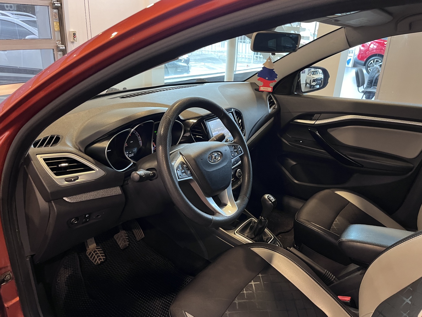 LADA VESTA