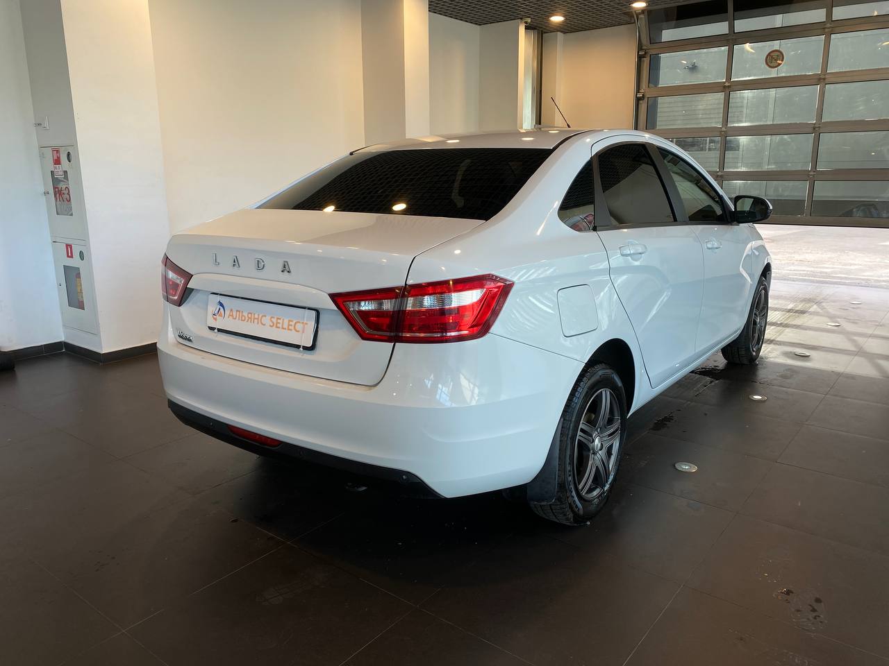 LADA VESTA