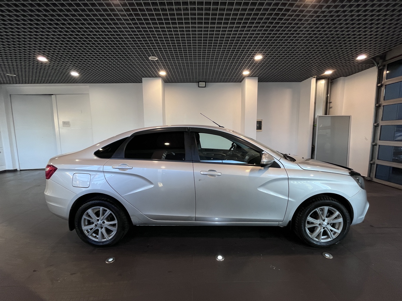 LADA VESTA