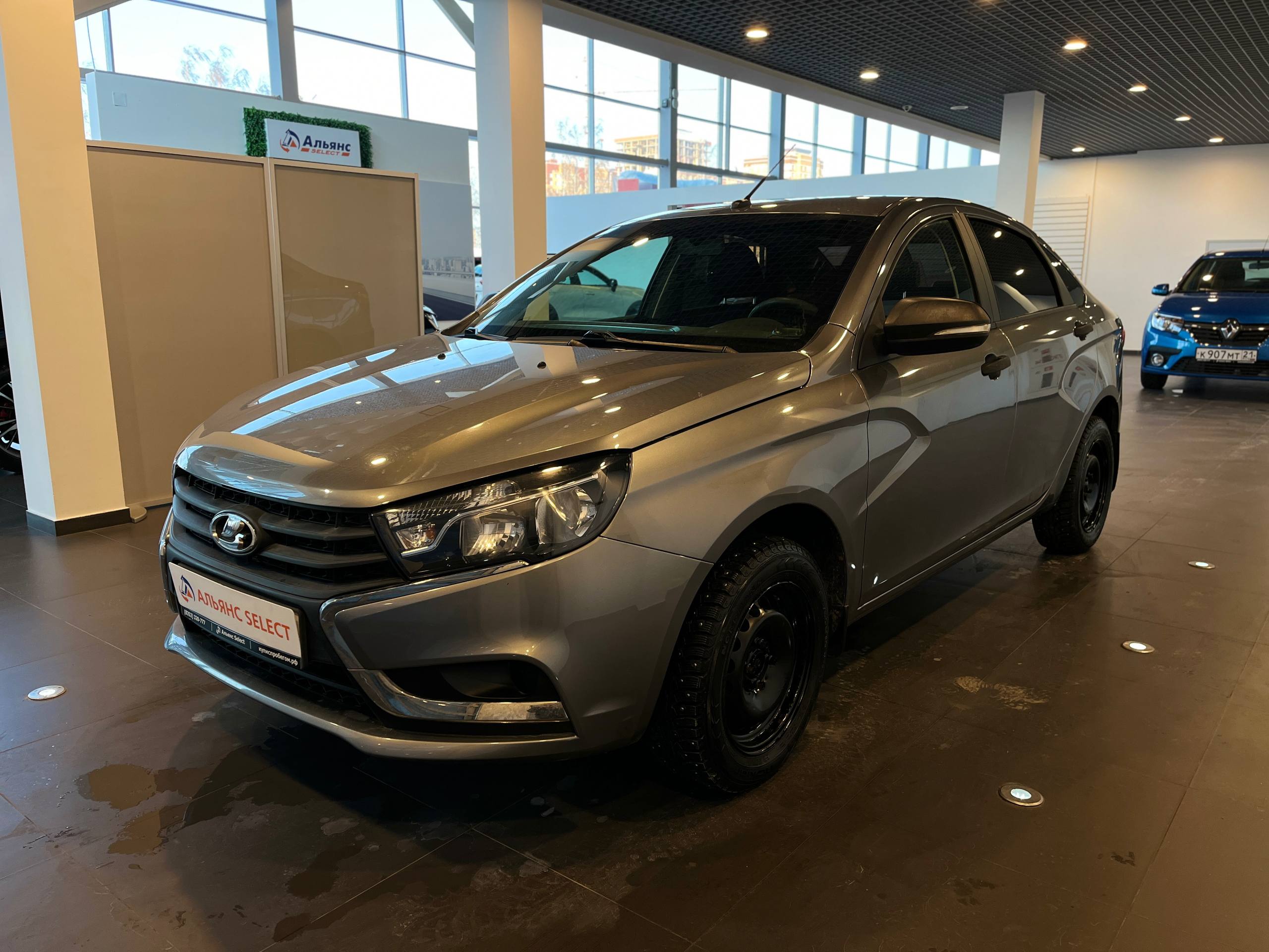 LADA VESTA