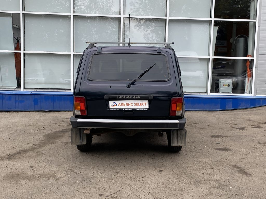 LADA 2121