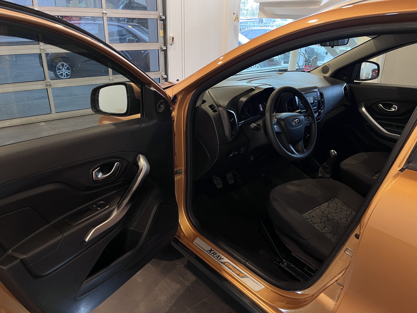 LADA XRAY