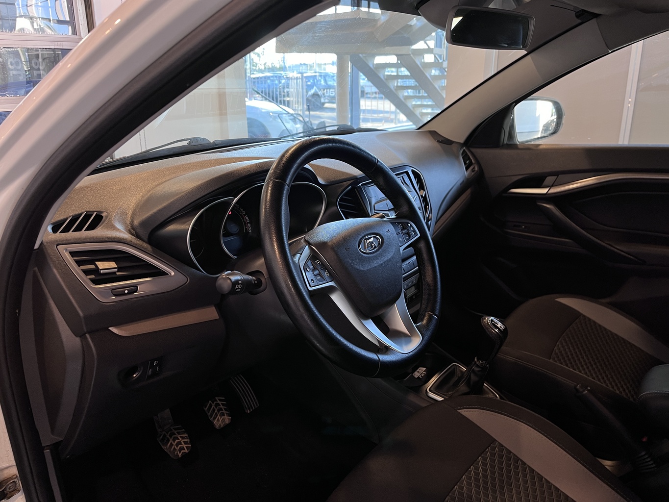 LADA VESTA