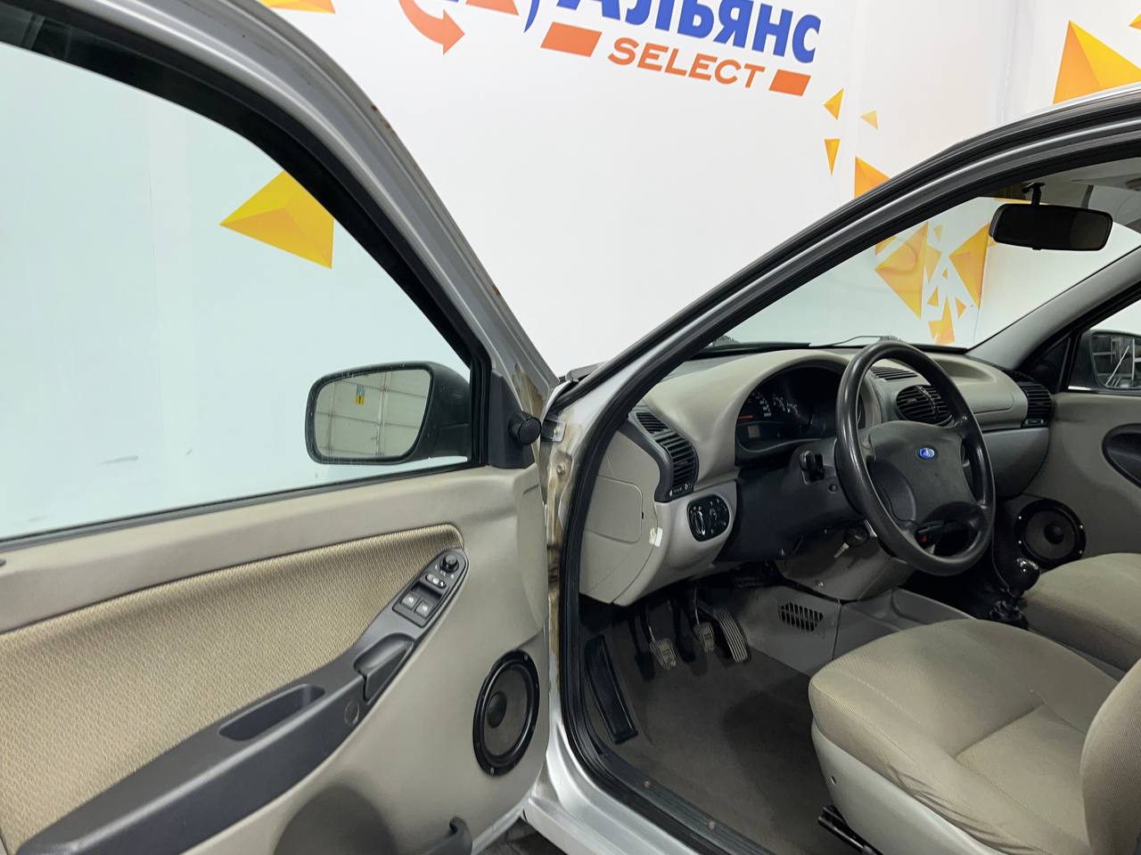 LADA KALINA