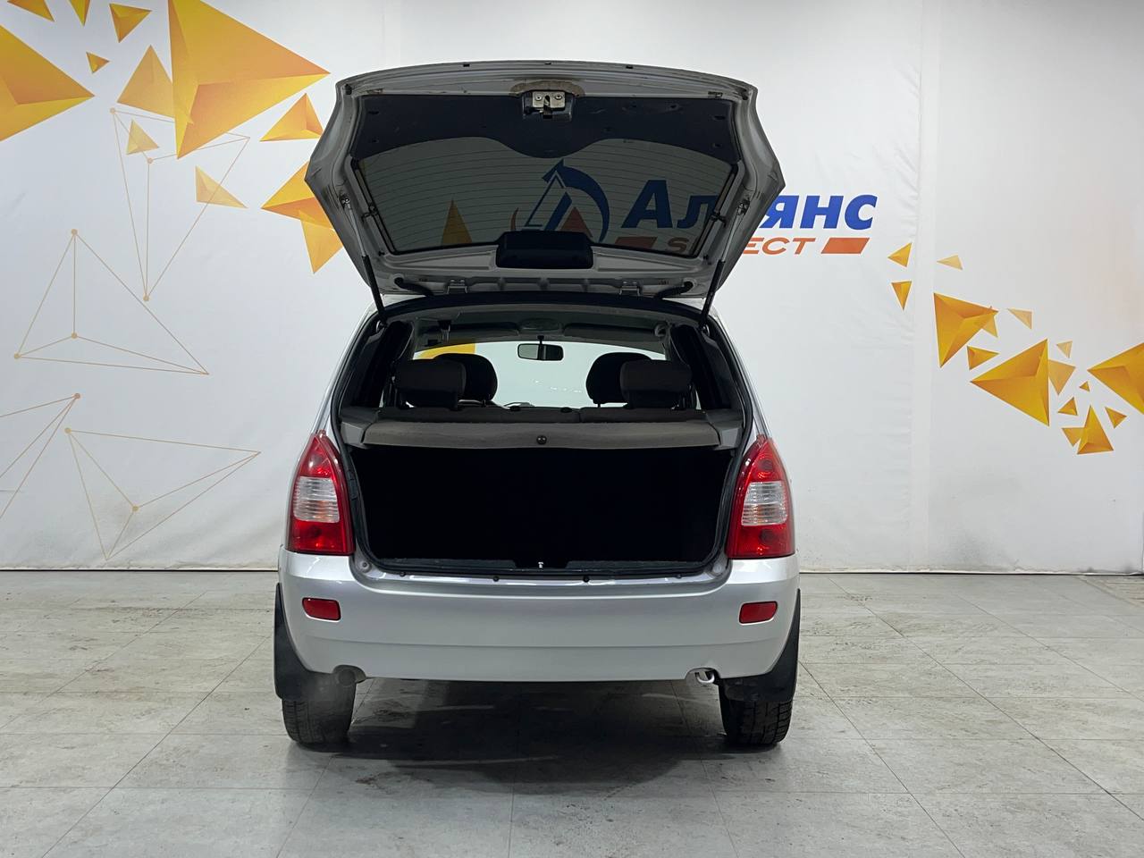 LADA KALINA