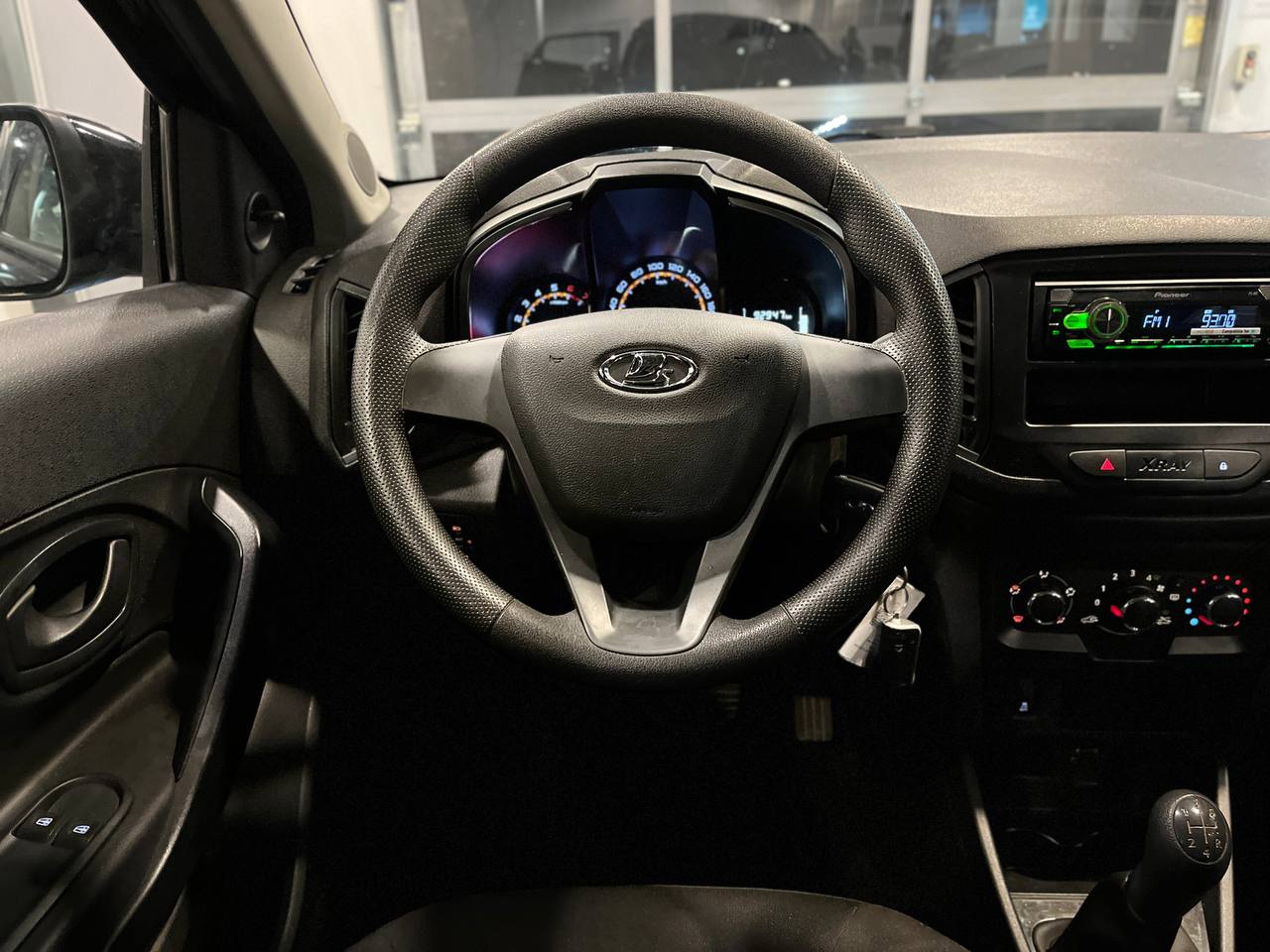 LADA XRAY