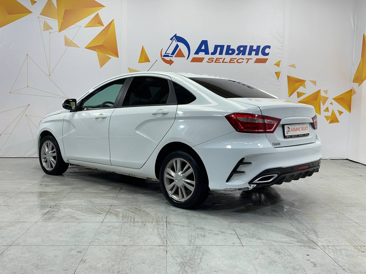 LADA VESTA
