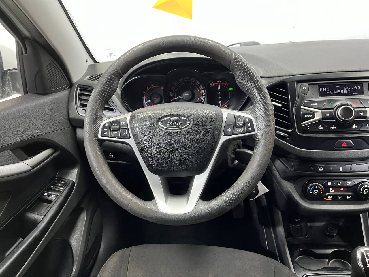 LADA VESTA