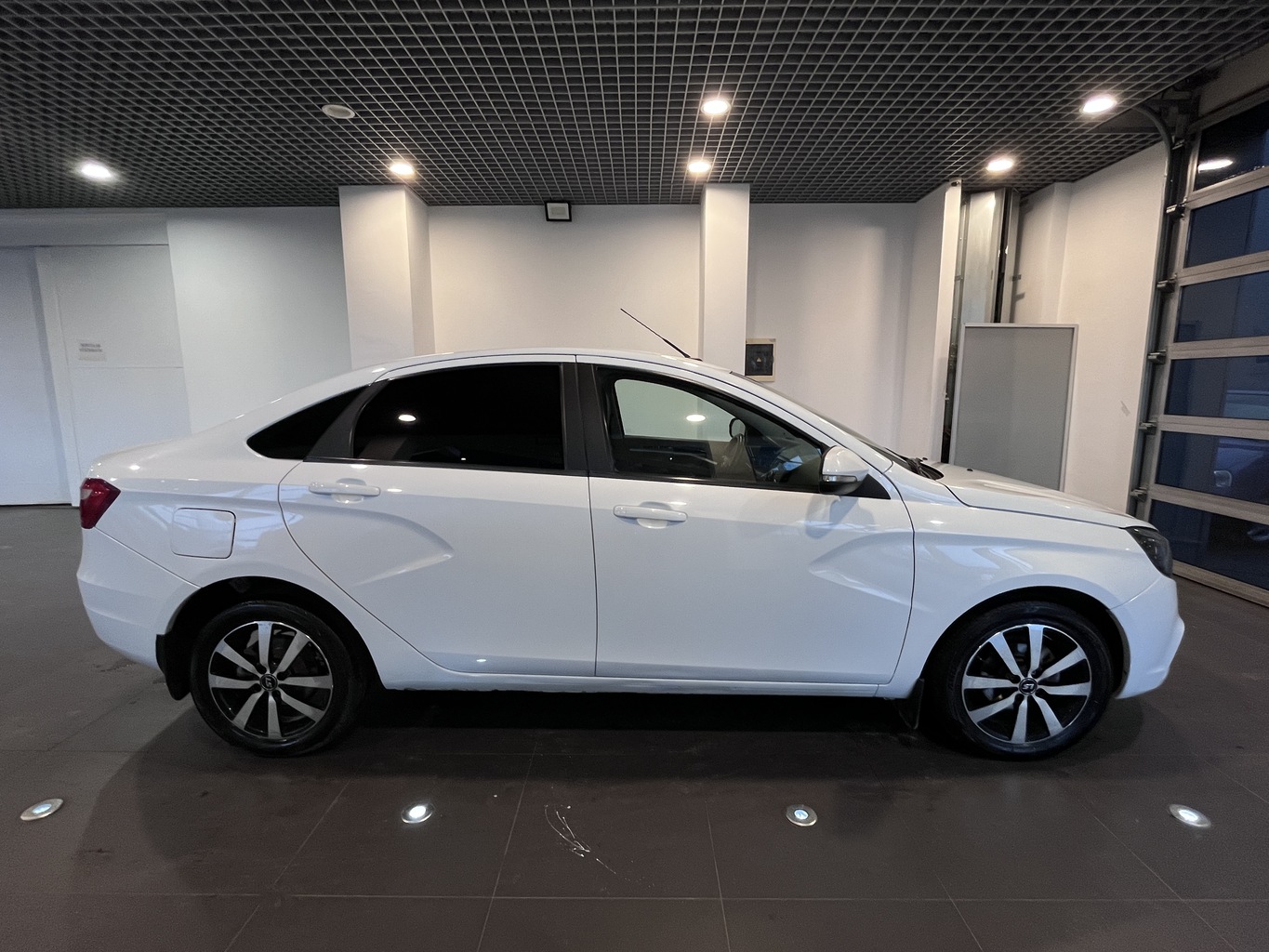 LADA VESTA