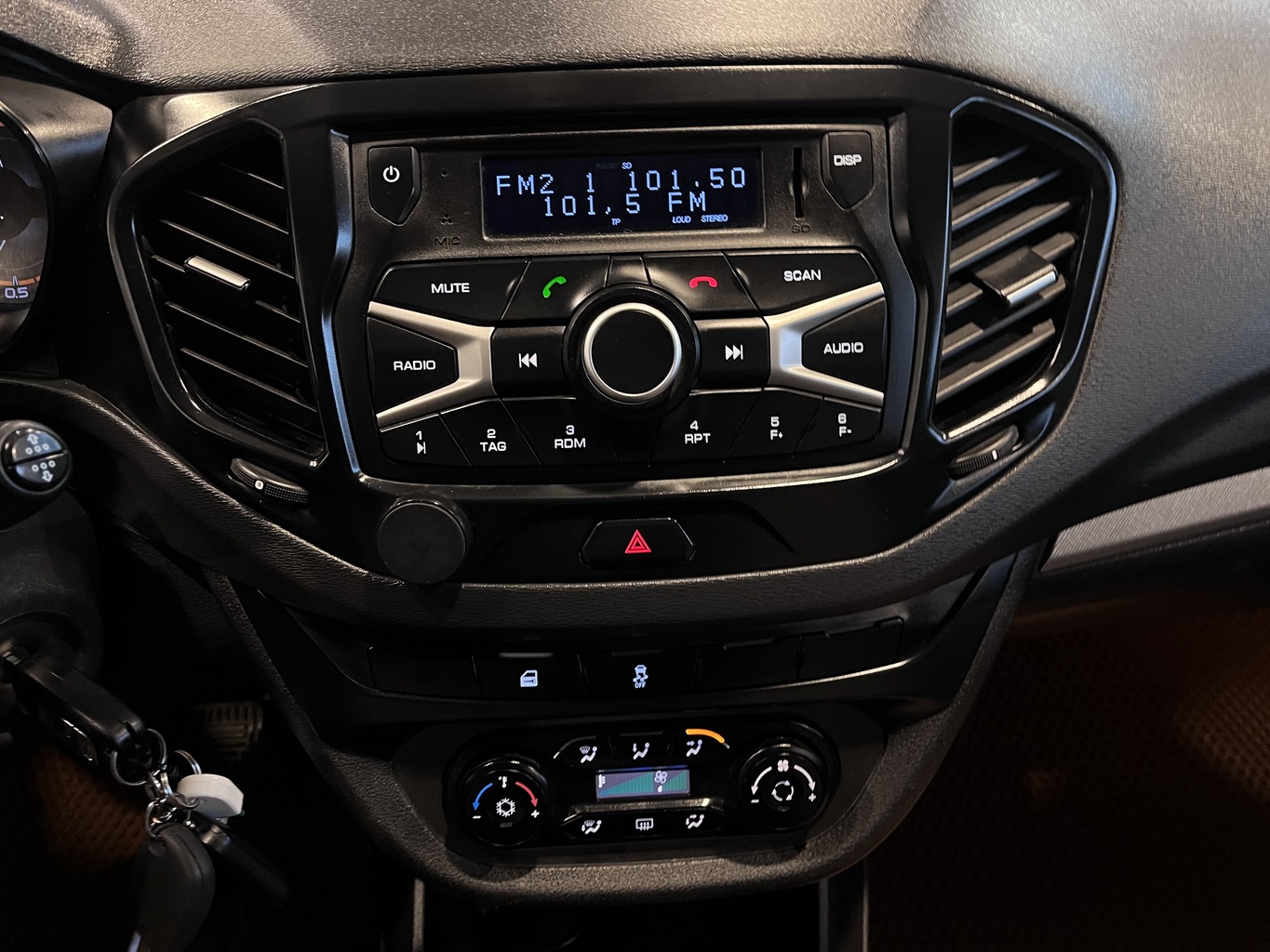 LADA VESTA