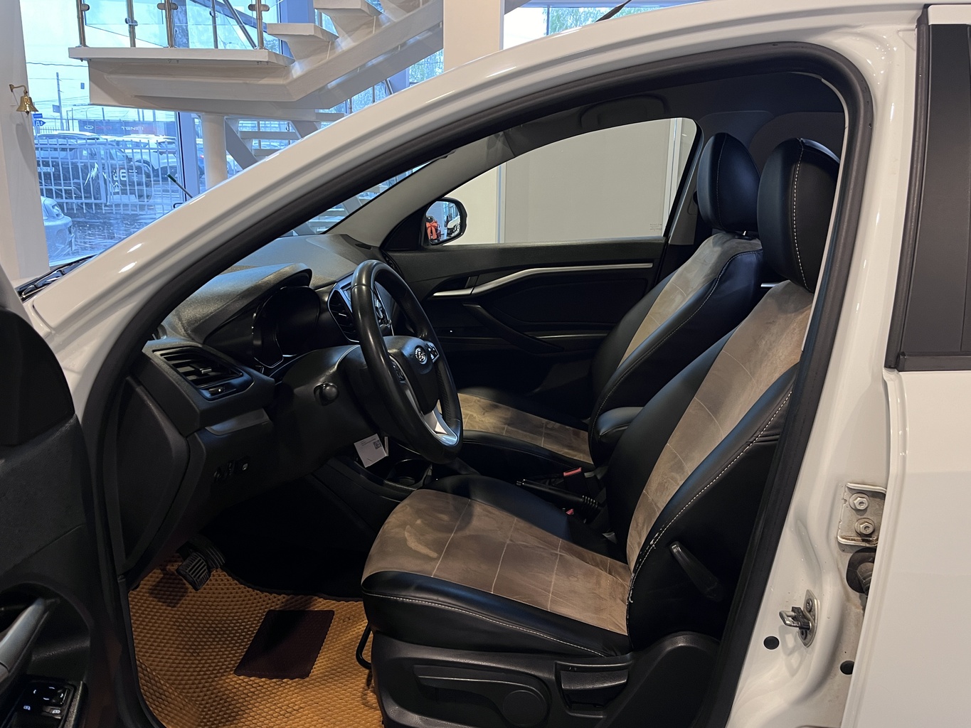 LADA VESTA