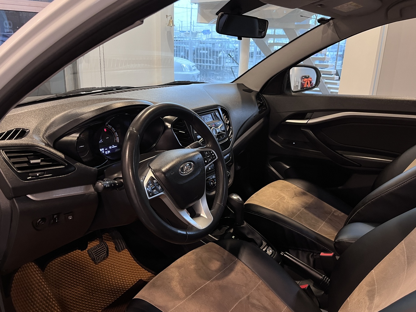 LADA VESTA