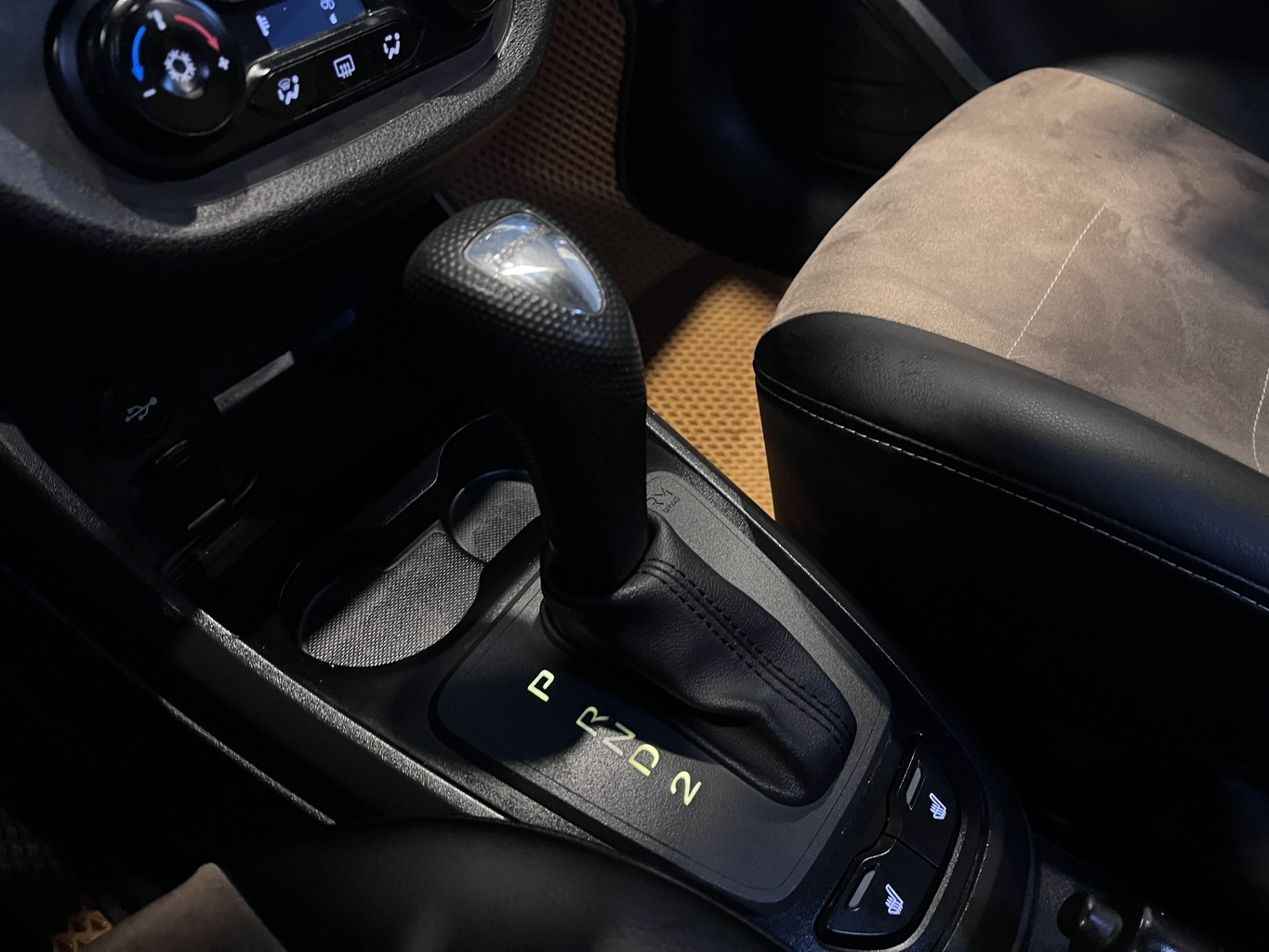 LADA VESTA