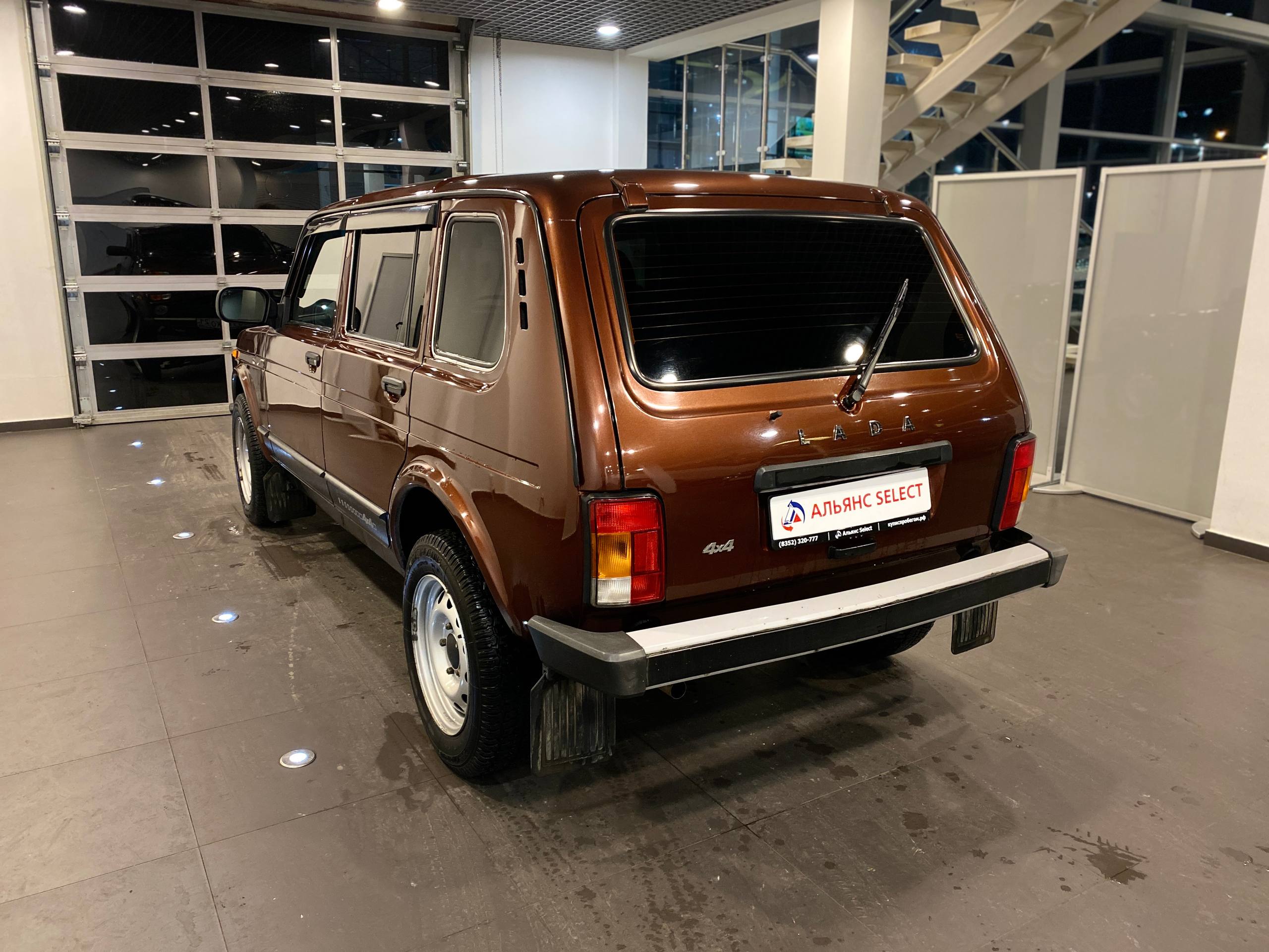 LADA 2131 (4X4)