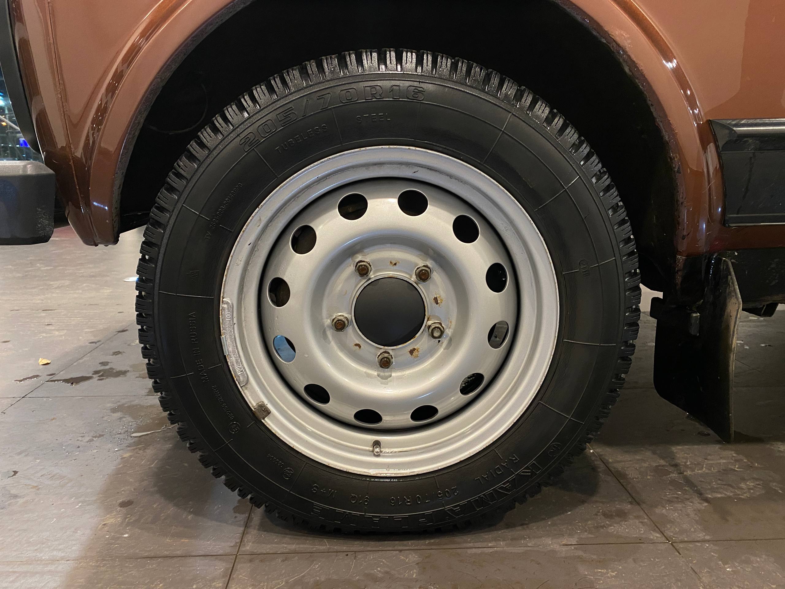 LADA 2131 (4X4)