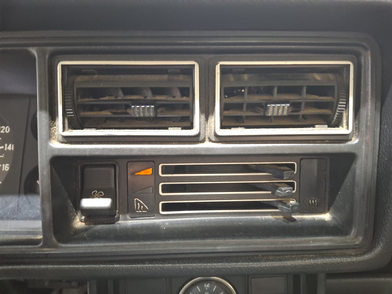 LADA 2107