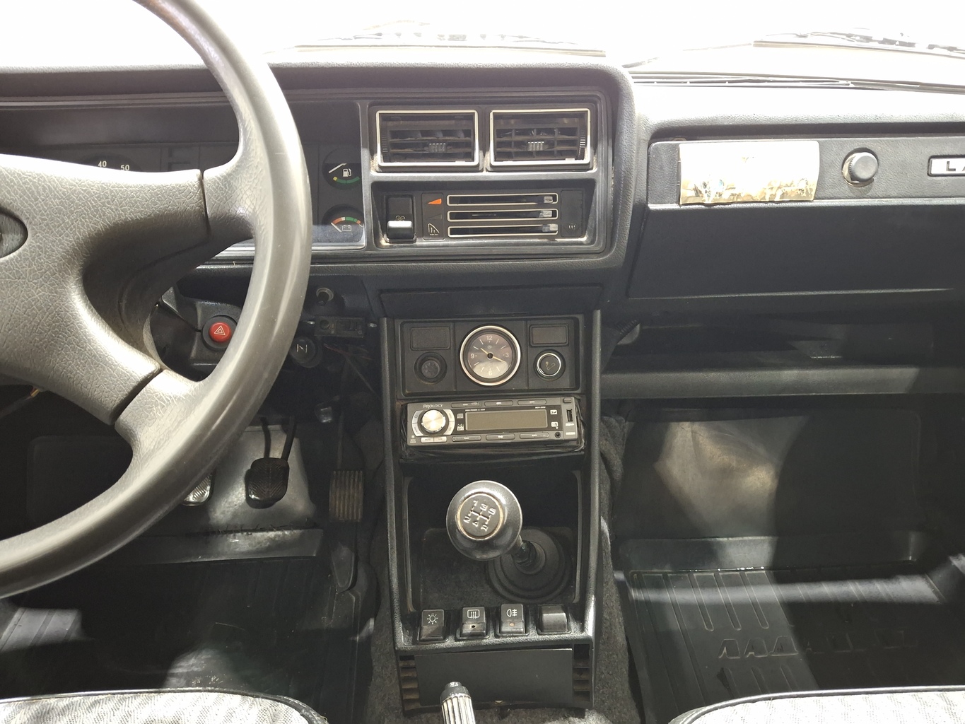 LADA 2107