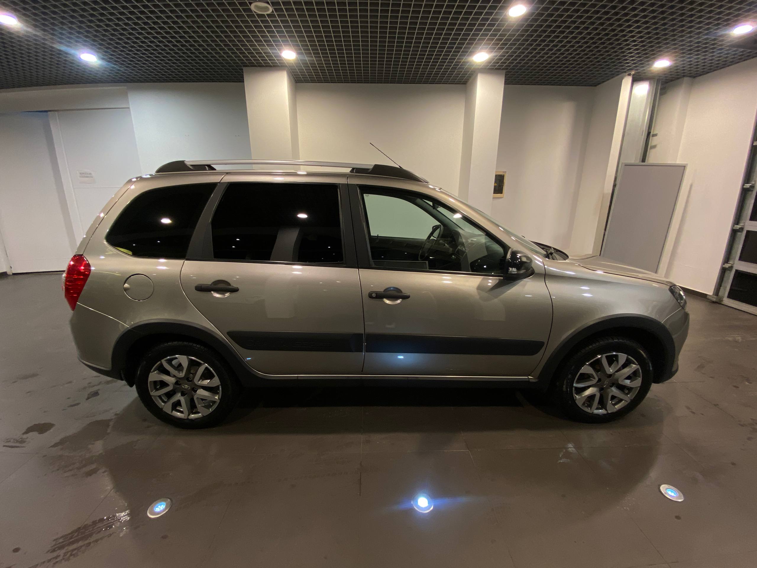 LADA GRANTA