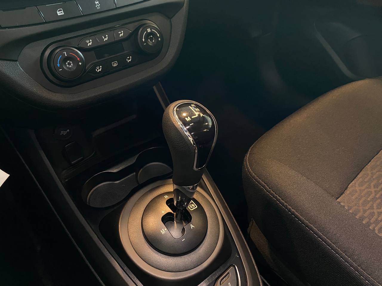 LADA VESTA