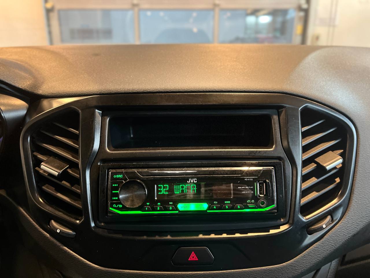 LADA VESTA