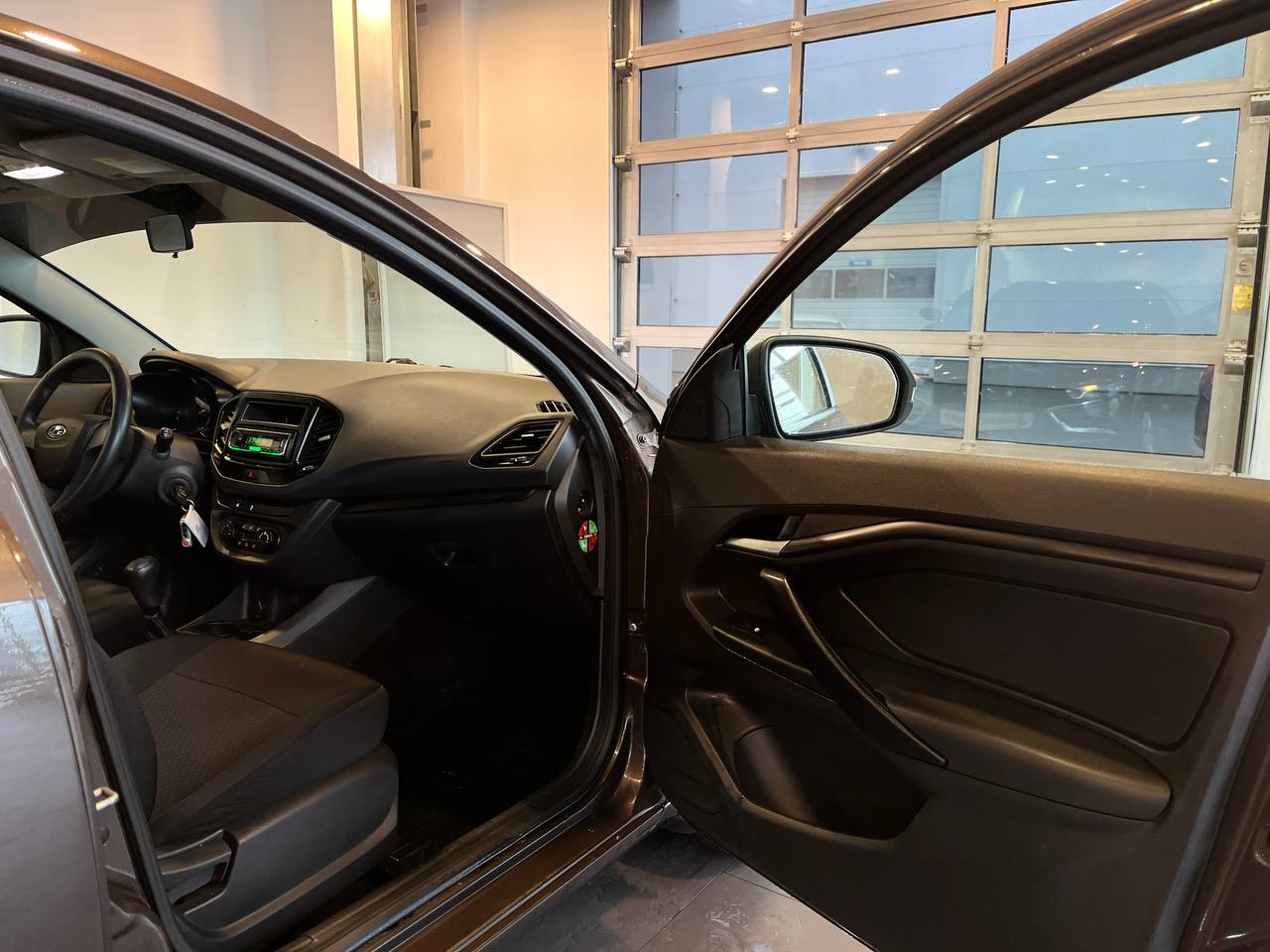 LADA VESTA