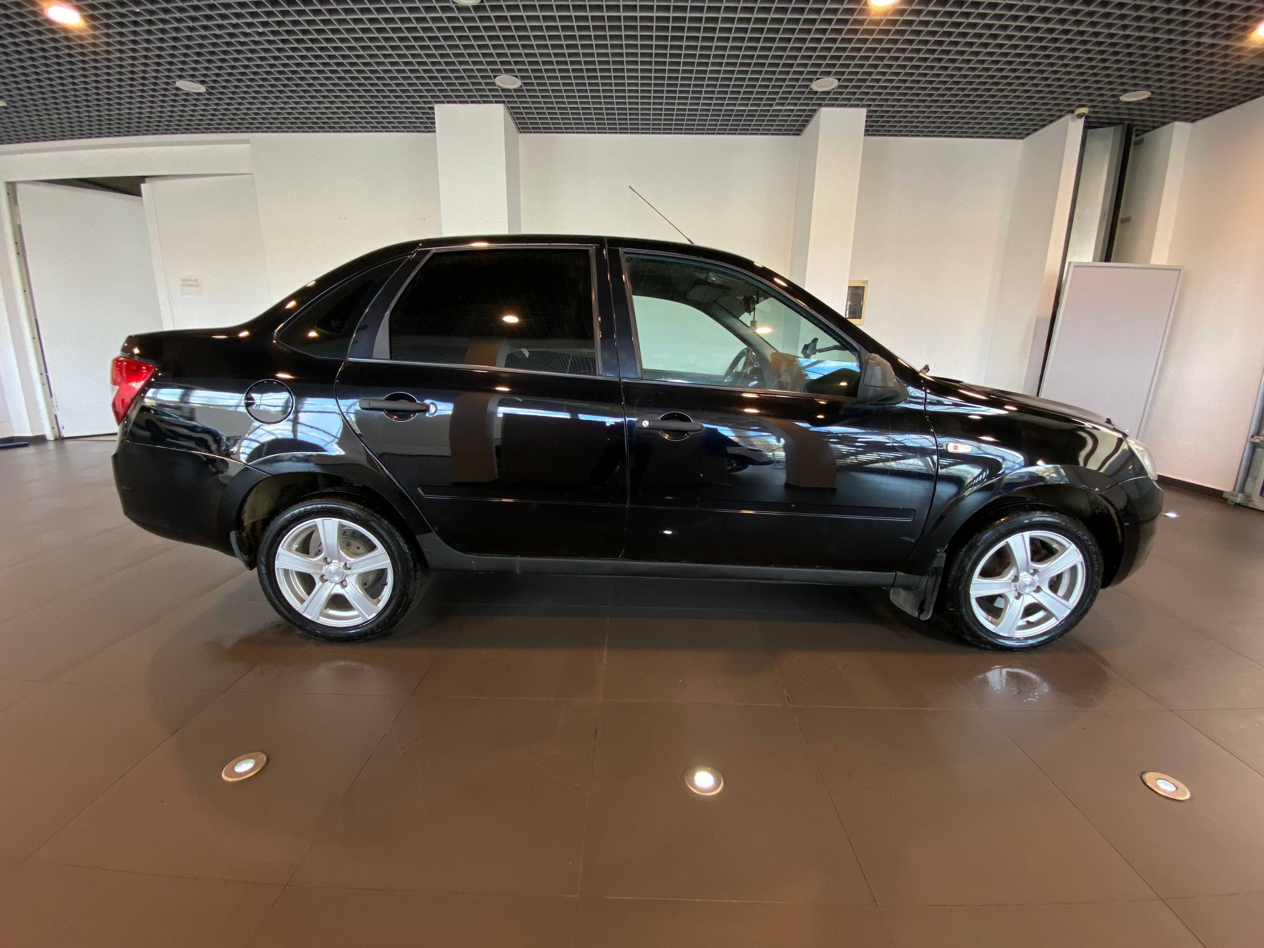 LADA GRANTA
