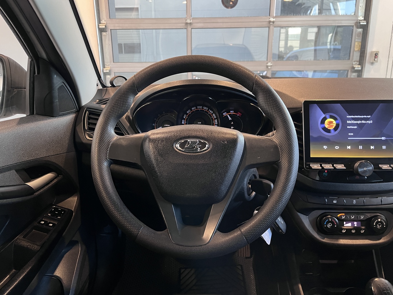 LADA VESTA