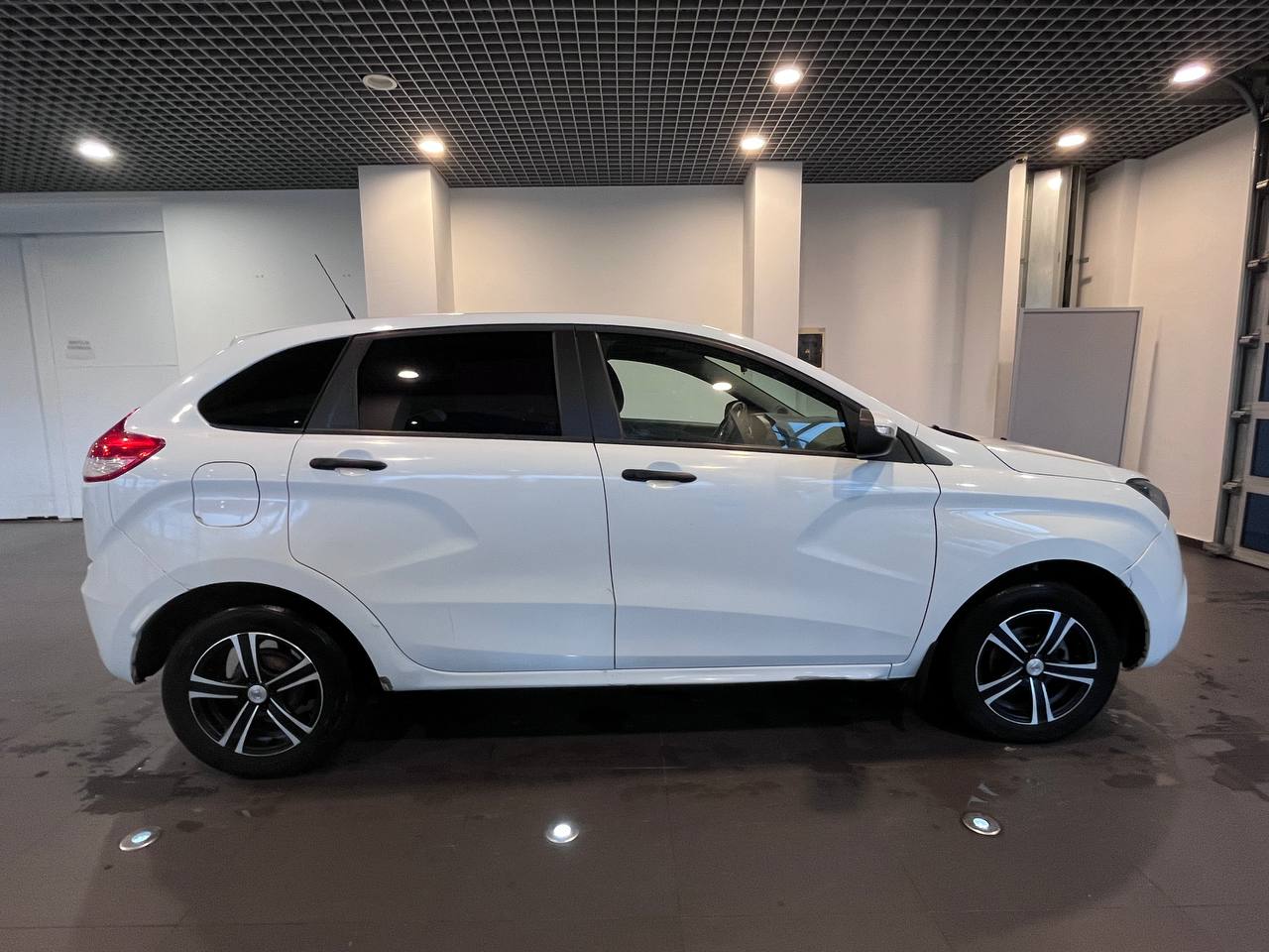 LADA XRAY