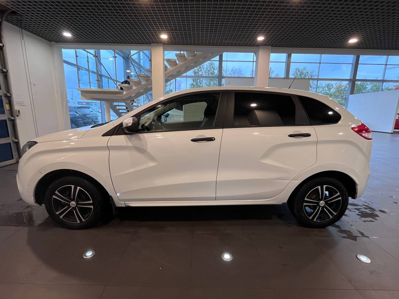 LADA XRAY