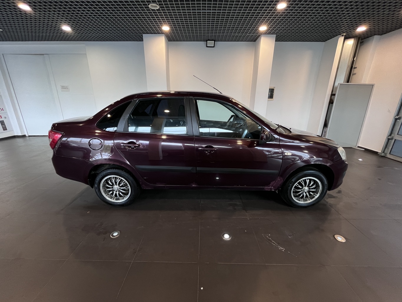 LADA GRANTA