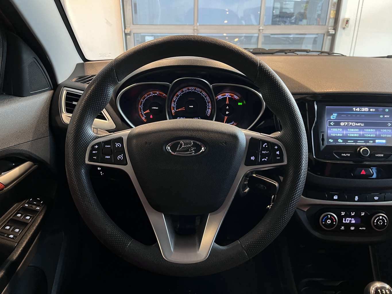 LADA VESTA