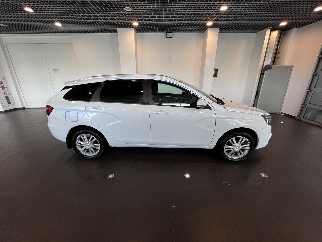 LADA VESTA