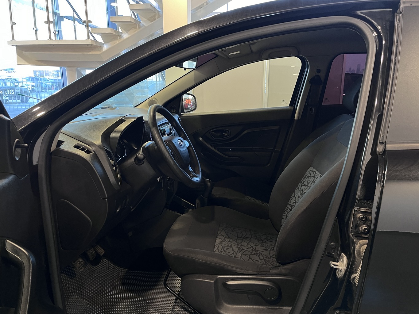 LADA XRAY