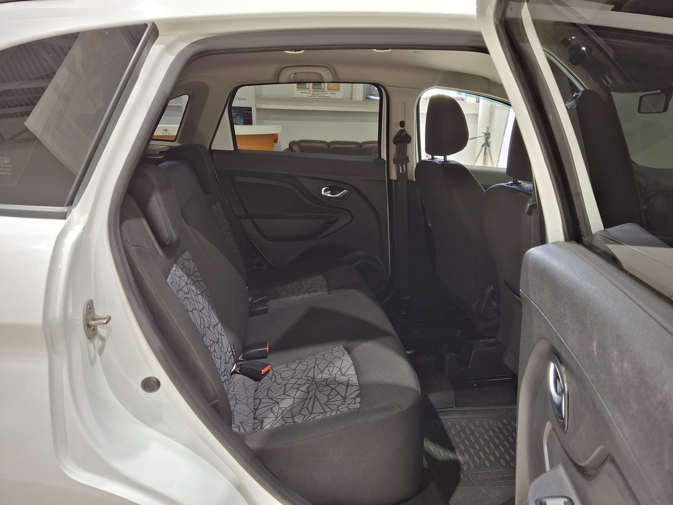 LADA XRAY