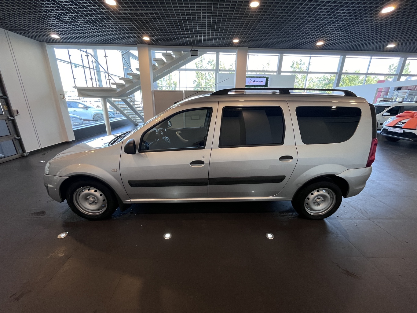 LADA LARGUS
