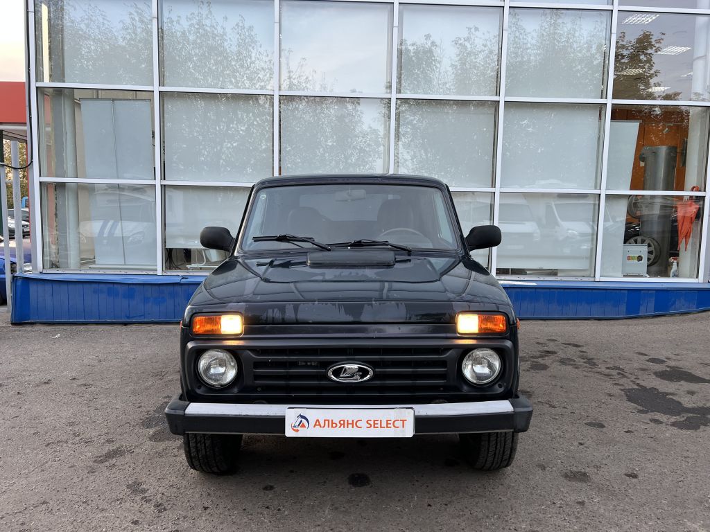 LADA 2121