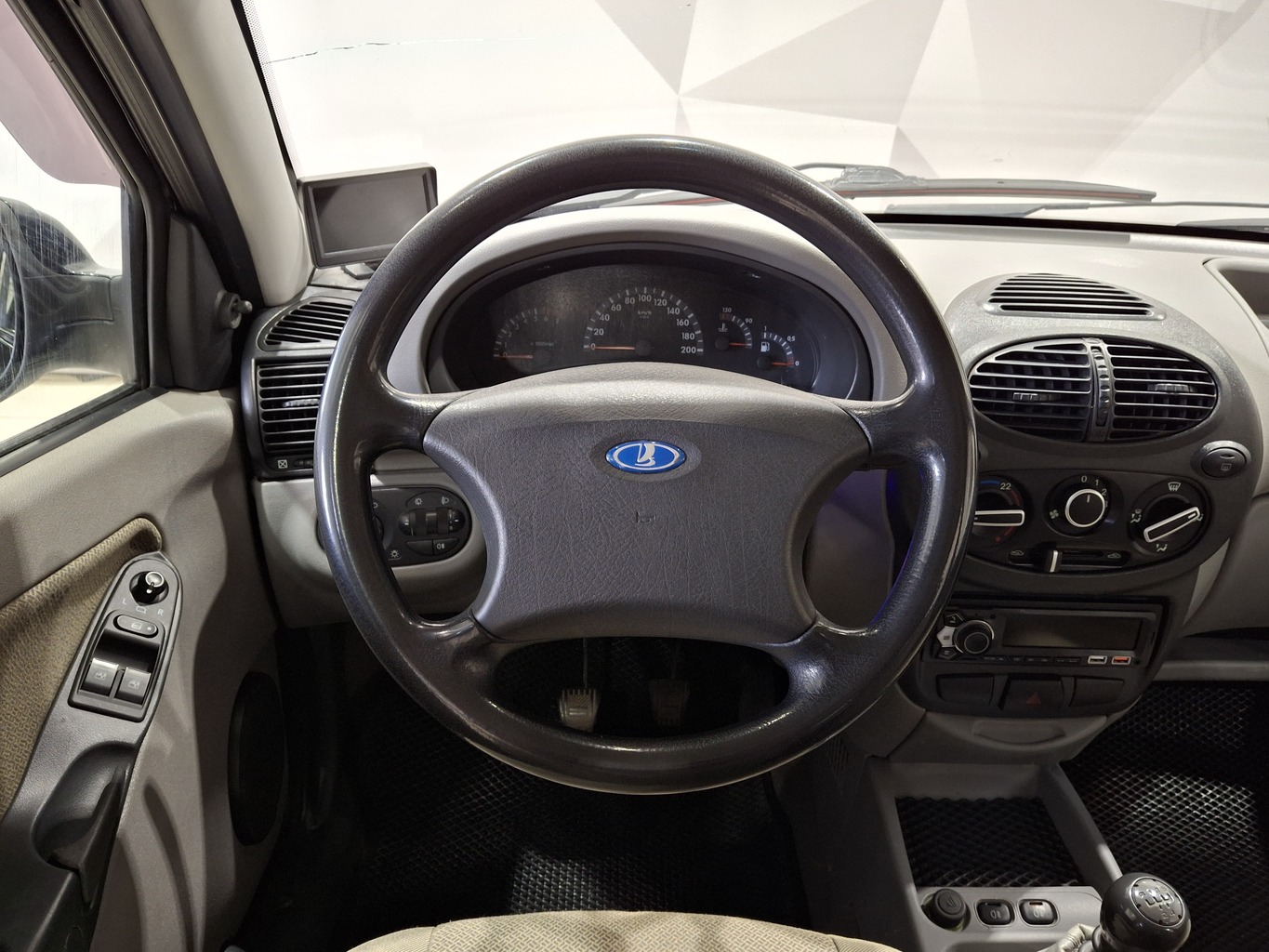 LADA KALINA