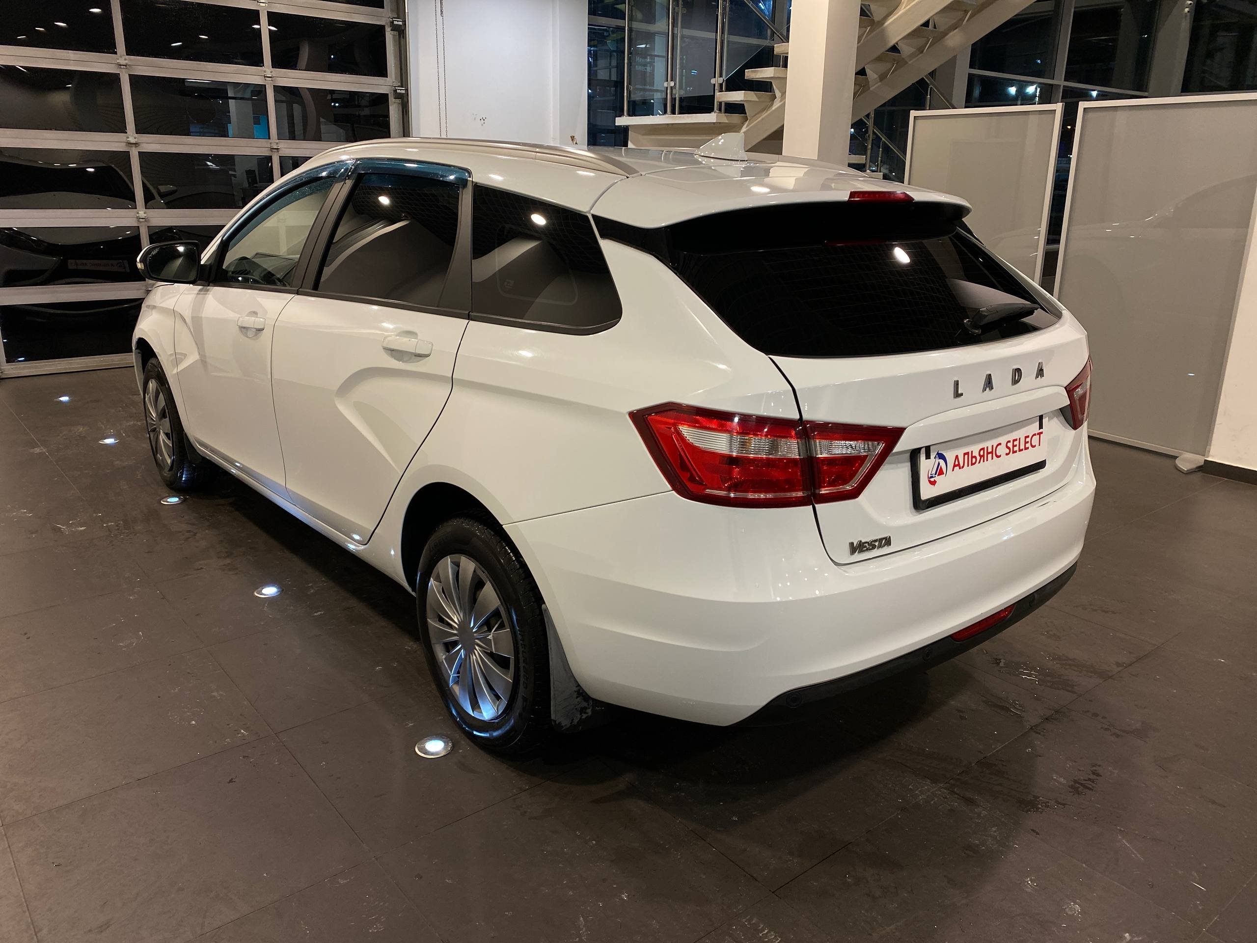 LADA VESTA