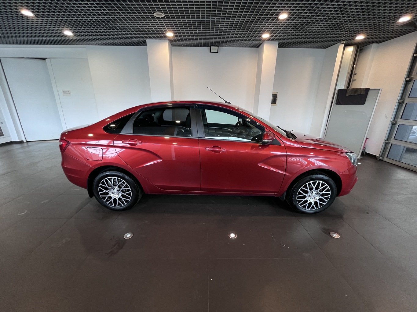 LADA VESTA
