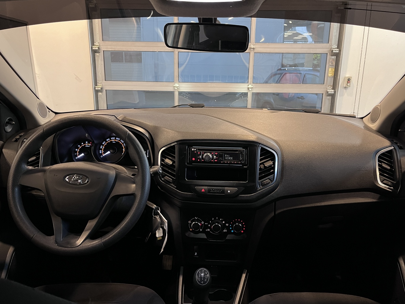 LADA XRAY
