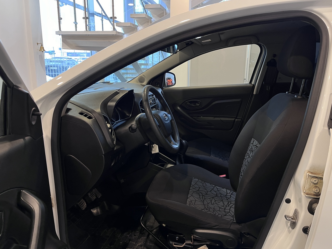 LADA XRAY