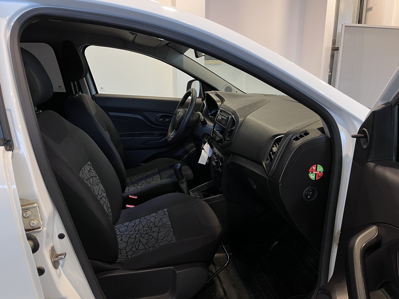 LADA XRAY