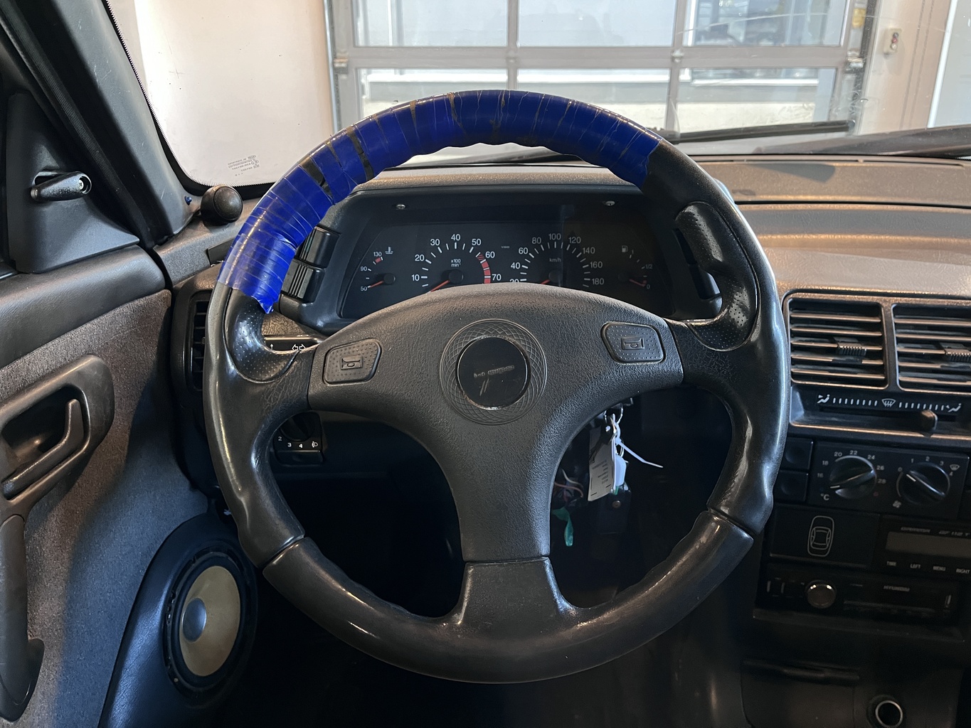 LADA 2111