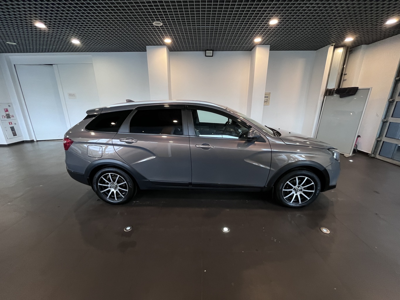LADA VESTA