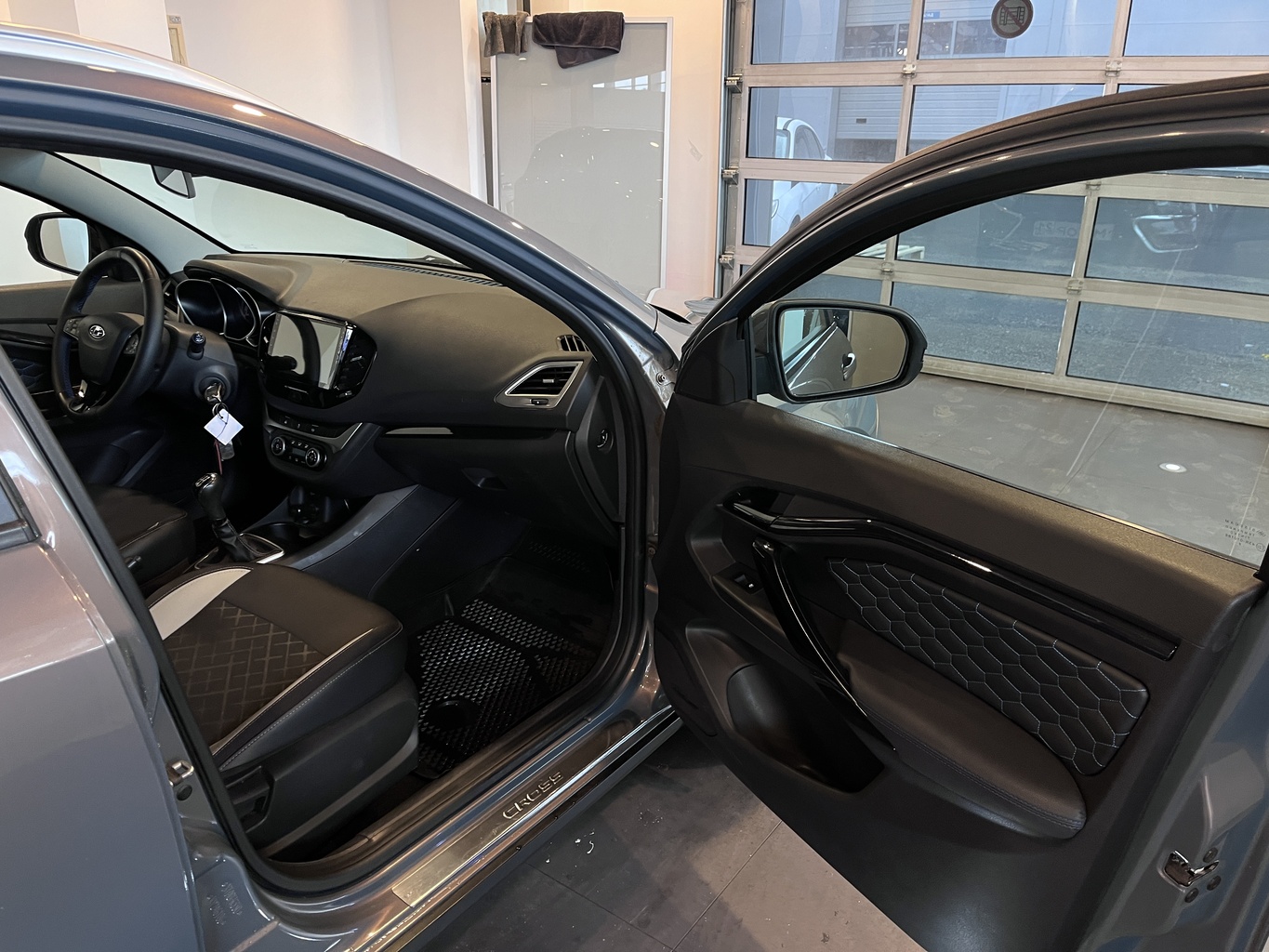 LADA VESTA