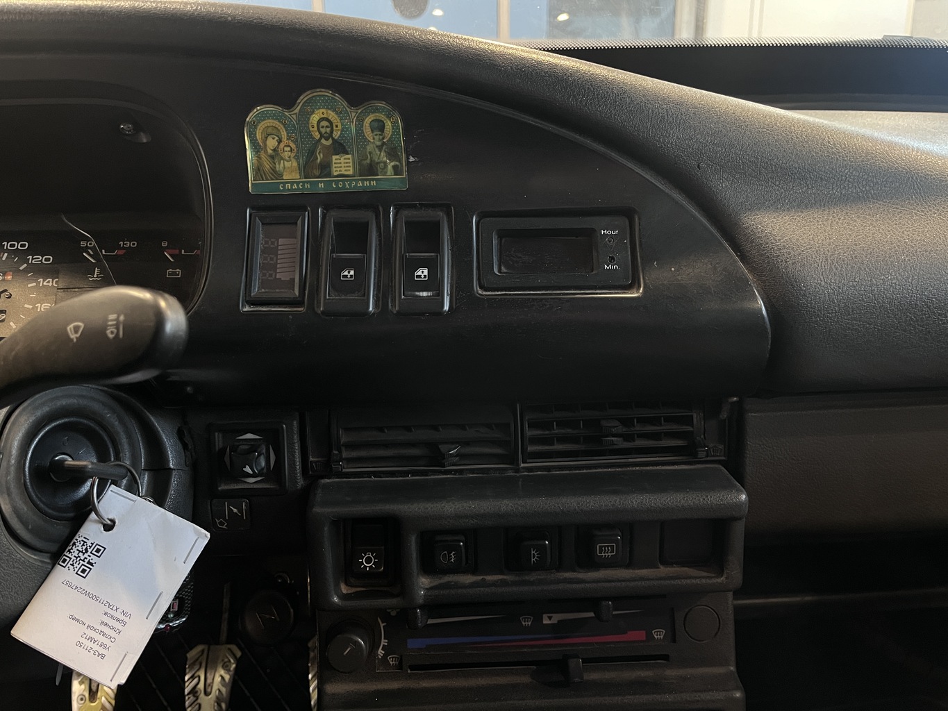LADA 2115